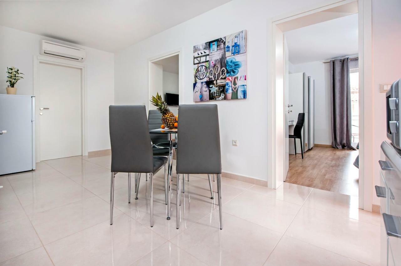 Apartman Sonata Rovinj Buitenkant foto
