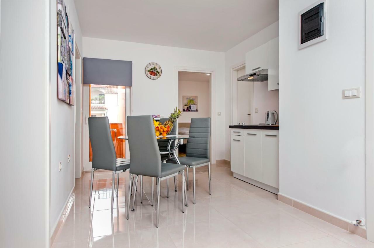 Apartman Sonata Rovinj Buitenkant foto