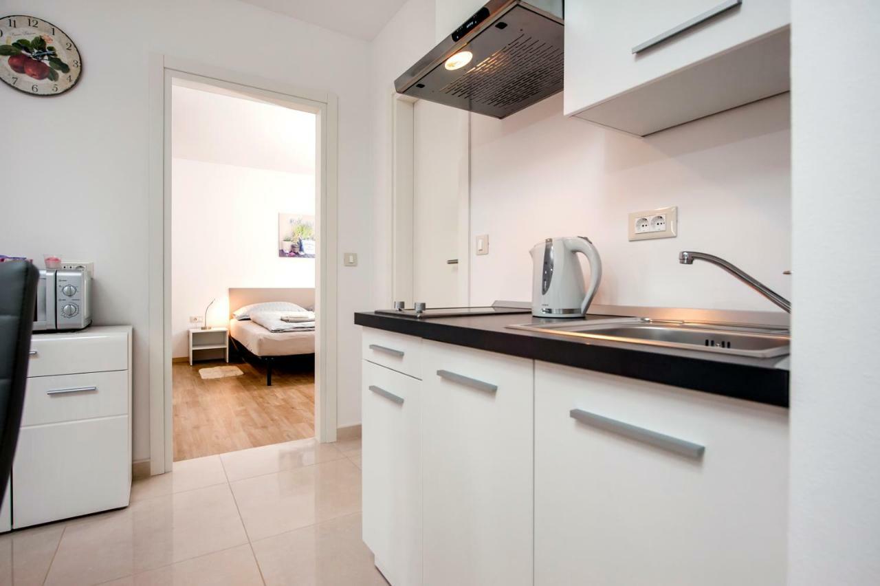 Apartman Sonata Rovinj Buitenkant foto