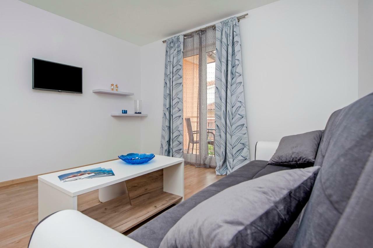 Apartman Sonata Rovinj Buitenkant foto